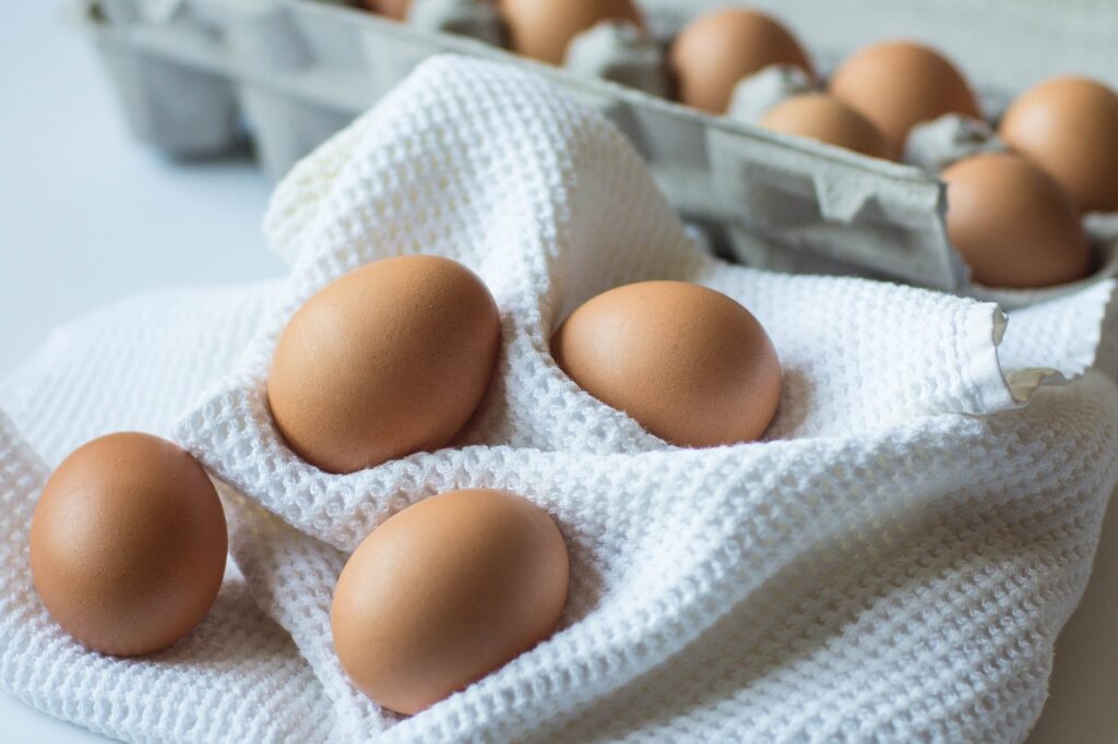 can-you-eat-expired-eggs-what-are-the-risks-involved-thehealthmania